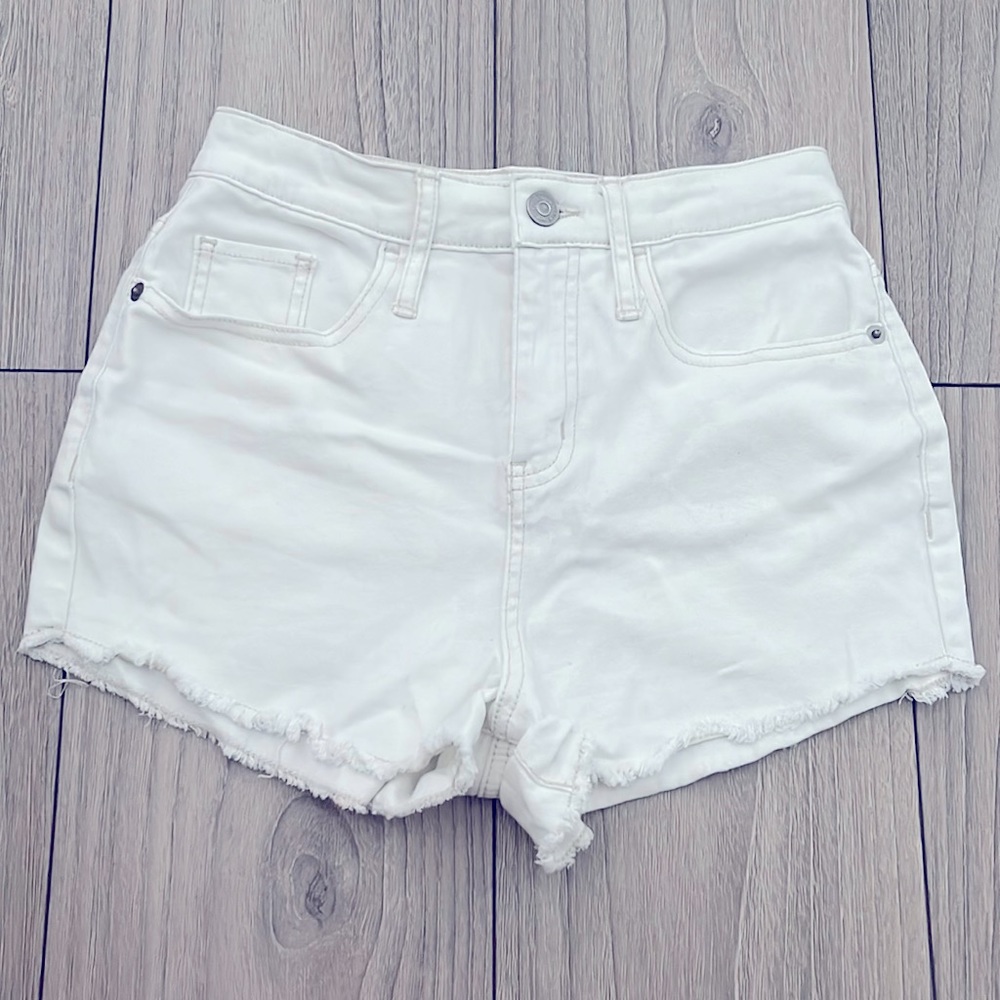 High Rise White Shorts- NWOT- Size 0 🥥🤍